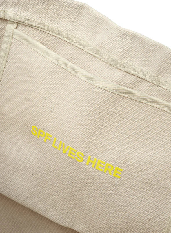e6868606198df36376ee332b08d750b2_545531d7-eb9e-4cc5-817d-1b442ce45acd.jpg supergoop Supergoop! Everyday Tote - Image 5