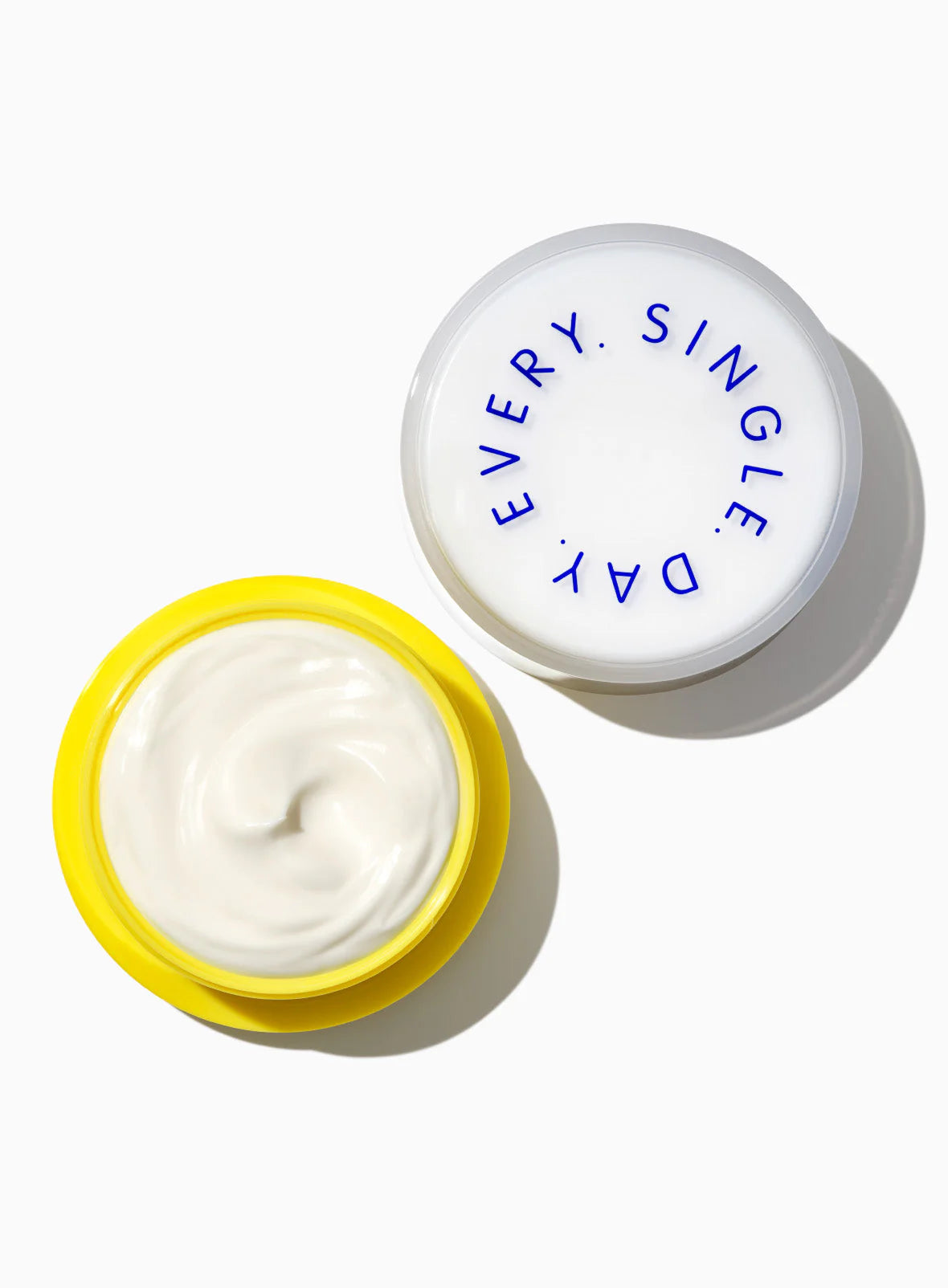 e9dbbf5556b950bd928a832cd338baec_fd1a0577-9468-4b9c-ba5f-f94784f94e04.jpg supergoop Superscreen Hydrating Daily Cream SPF 40 - Image 3